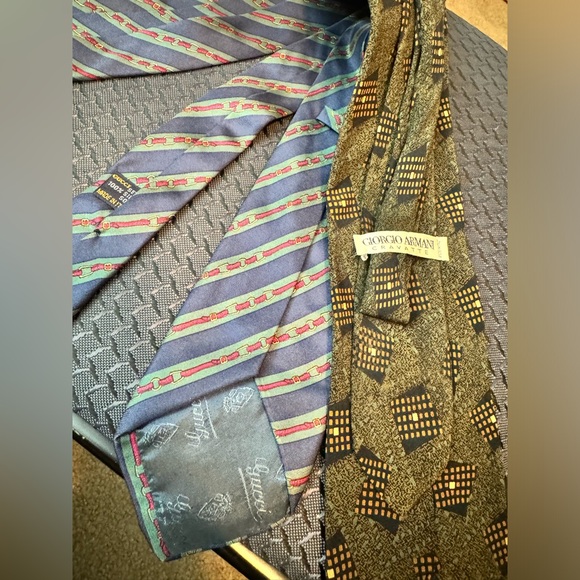Mens Ties (Gucci and Giorgio Armani) - Picture 7 of 8